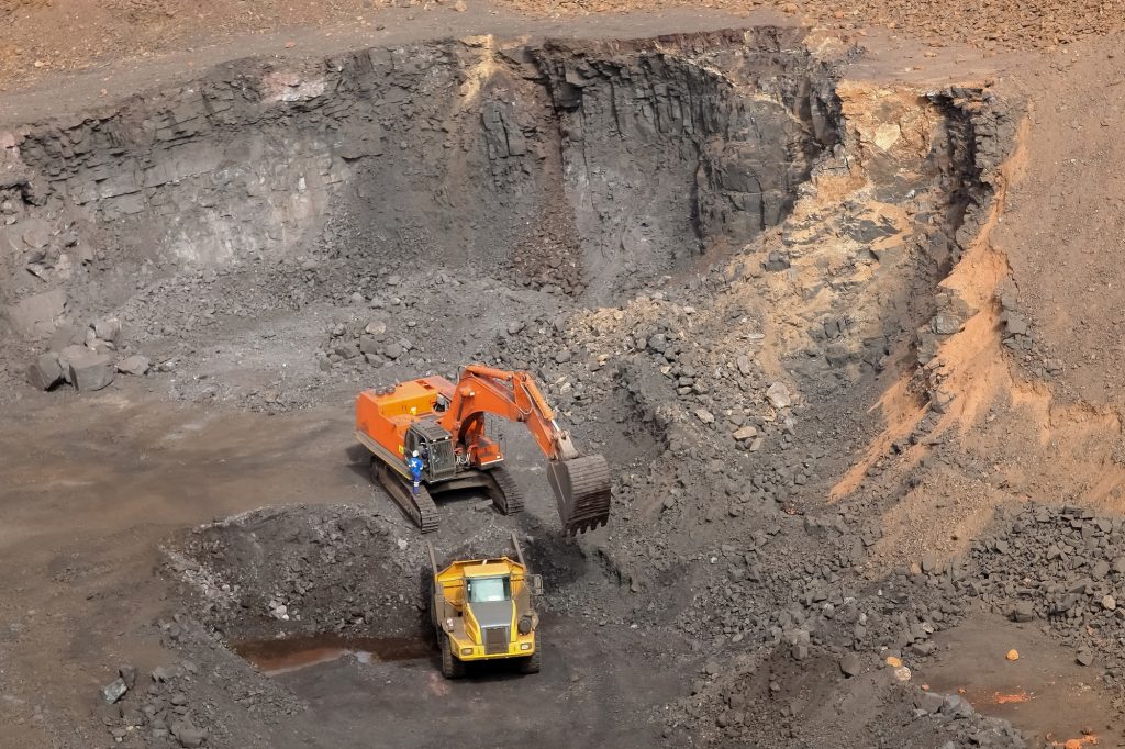 Open-pit manganese mining industry with a machine